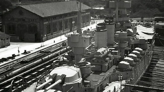 La Andrea Doria in bacino a Taranto, 1954