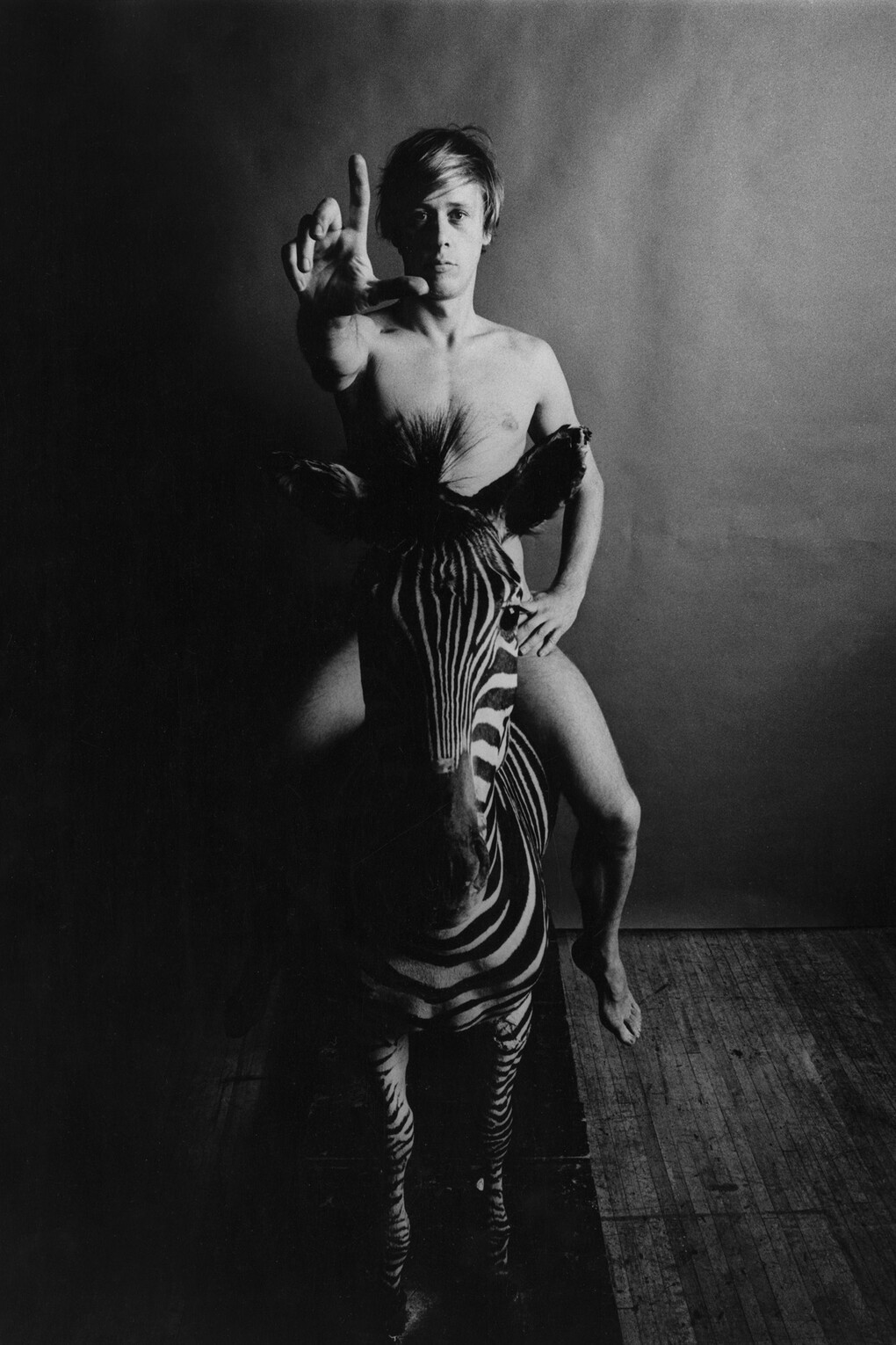 Peter Hujar, Paul Thek, Nude, Astride Zebra, 1965
© The Estate of Peter Hujar, courtesy Fraenkel Gallery, San Francisco