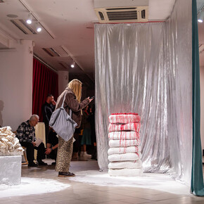 Karolina Konopka, To the end of tears, exhibition view. Courtesy of Galeria Bielska BWA 