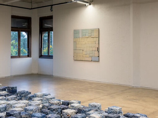 Manish Nai, Re/iteration, exhibition view. Courtesy of Nature Morte