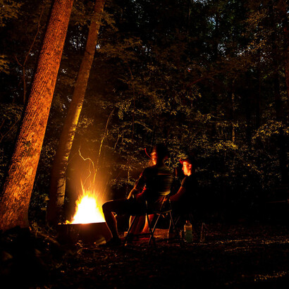 Una familia mapuche nos cobraba por instalar nuestras carpas 