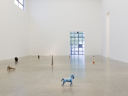 Urs Fischer, Exhibition view. Courtesy of Massimo De Carlo