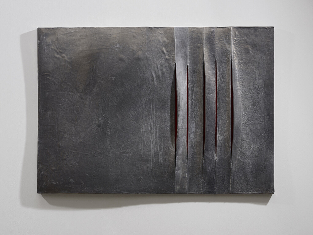Hermann Josef Runggaldier, S.t. 2014, legno di tiglio, foglia di piombo, acrilico 