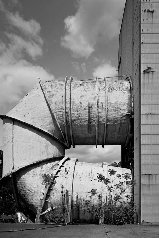 Hélène Binet, Ludwig Leo, Umlauftank, Berlin, 2014 © Hélène Binet