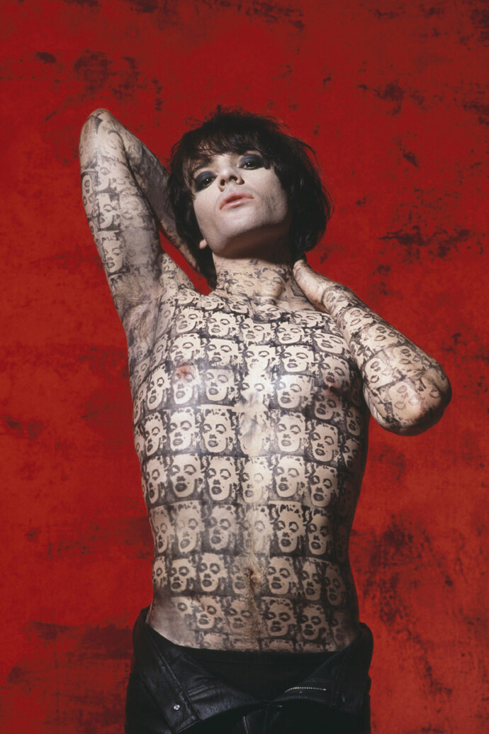 Manics, Studio, London; September 1992, © Kevin Cummins