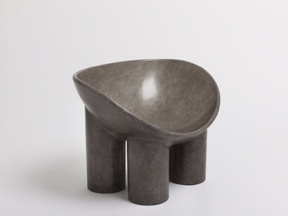 Faye Toogood, Roly-Poly Chair / Moon, 2016. Courtesy of Friedman Benda