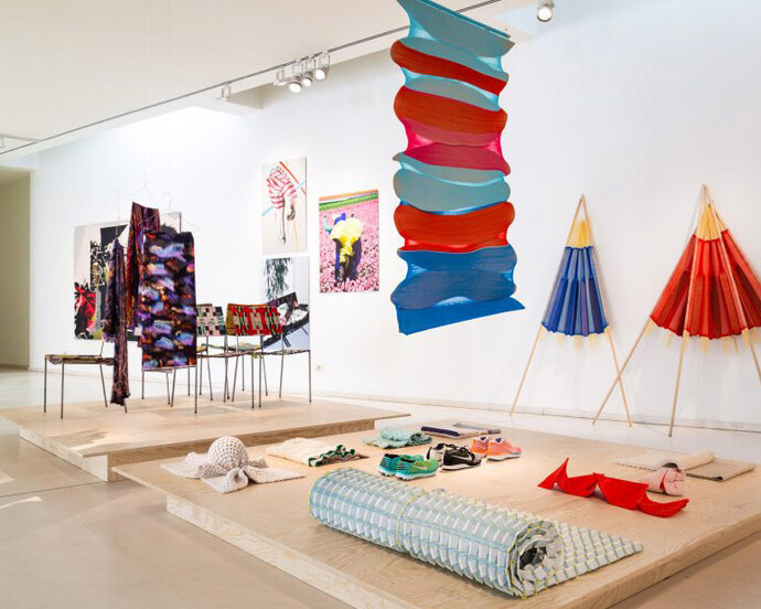 Plain, Purl, Exhibition view. Courtesy of Design museum Gent