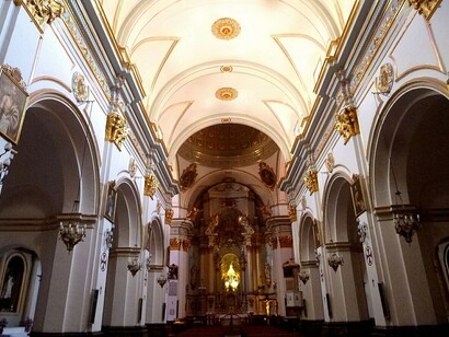 En Orihuela, Sr. Obispo, os habéis acordado de ejercitar no sólo vuestra misión espiritual, sino que habéis pensado también en que vuestros feligreses sean buenos patriotas.
Santuario de Nuestra Señora de Monserrate. Orihuela, Alicante, España