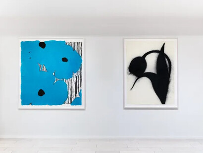 Donald Sultan, Flowers, exhibition view. Courtesy of Mary Ryan Gallery