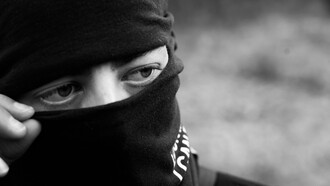 Montée de l'extrême droite. Trop peu de choses changent et si nous n'y prenons pas garde, le désastre environnemental nous arrivera sous les traits de l'extrême droite