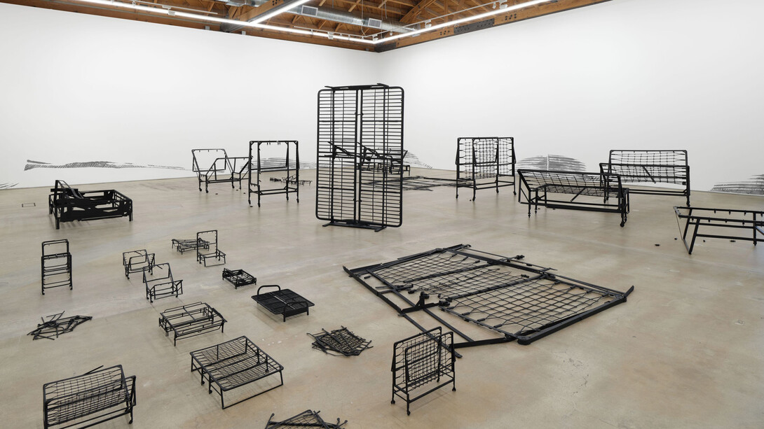Fiona Connor, Broken sleeps, exhibition view. Courtesy of Château Shatto