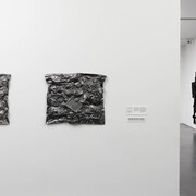 Sammy Seung-min Lee, Convertirse en madre patria, vista de exhibición. Cortesía de MCA Denver