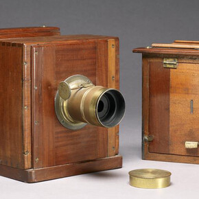 In Focus: The Camera. Courtesy of J. Paul Getty Museum