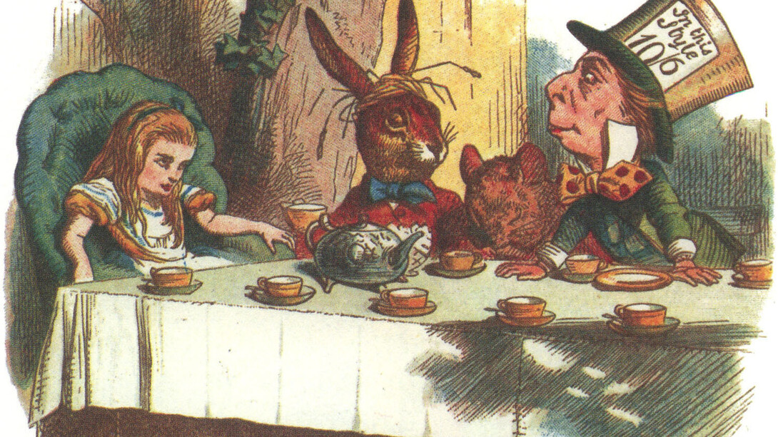 Alicia, merendando junto a la Liebre de Marzo y al Sombrerero. Ilustración de John Tenniel