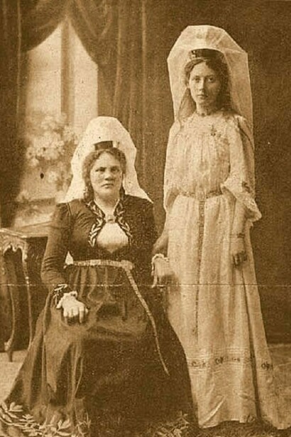 Old picture. Icelandic National costume