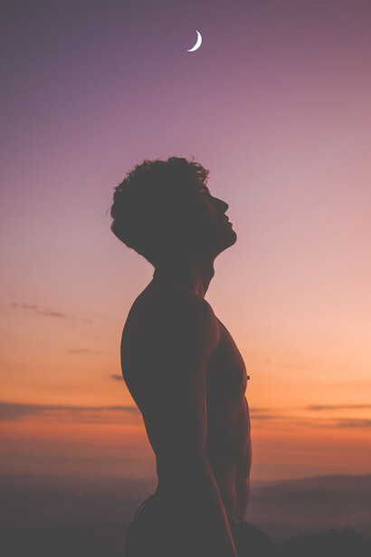 Stella. È una chiamata per entrare dentro di sé e conoscere che la stella del mattino, è un sussurro a Dio