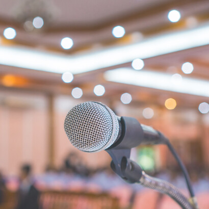 En el lenguaje hablado es donde más se nota la urbanidad y su pertenencia a la cultura