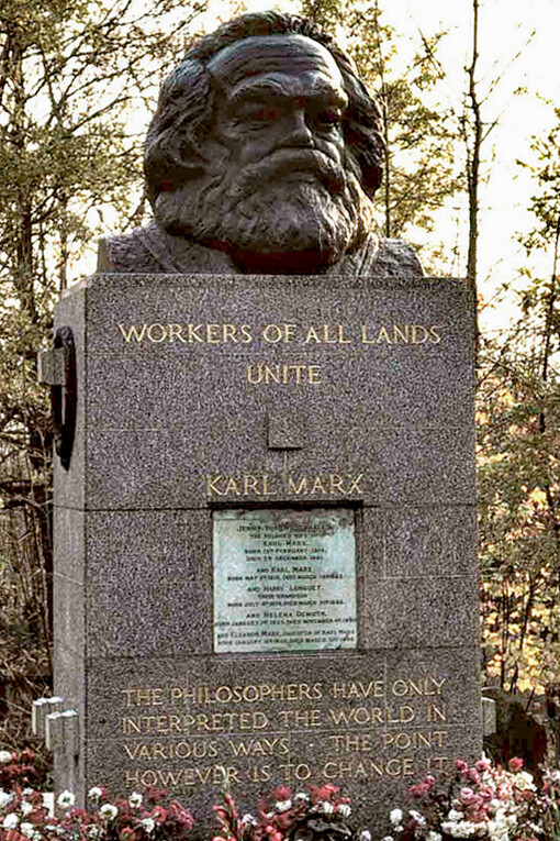 Tumba de Karl Marx en el cementerio de Highgate, Londres