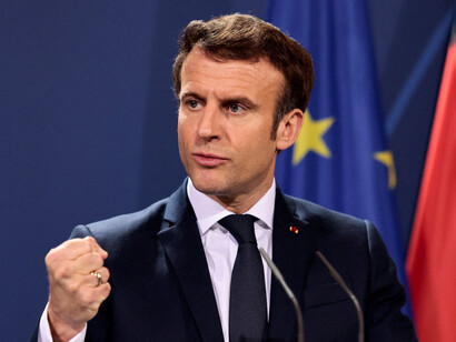 Emmanuel Macron es un político francés, vigesimoquinto presidente de la República Francesa y copríncipe de Andorra desde 2017