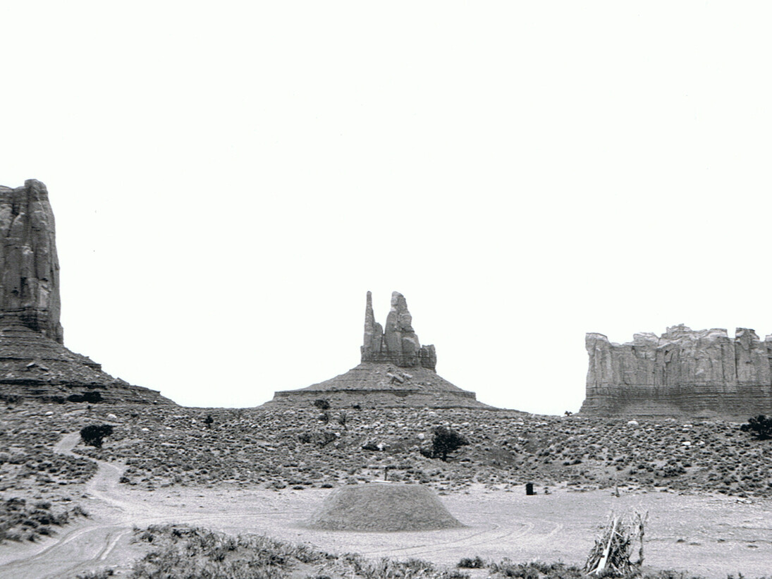 Gianni Pettena. Courtesy of Galleria Giovanni Bonelli