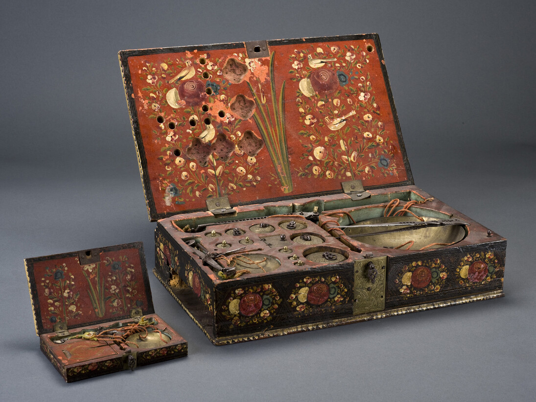 Anatolian Weights and Measures. Courtesy of Pera Museum 