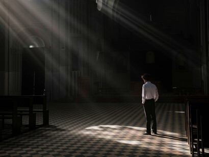 La crítica al colectivismo se apoya en la defensa de la diversidad de proyectos de vida y en el rechazo a las imposiciones ideológicas