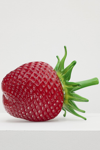 Deborah Czeresko, Big fruit (large), 2026. Courtesy of The Hole
