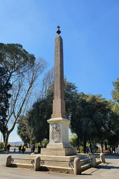 Obelisco del Pincio a piazza Bucarest, Roma, Italia