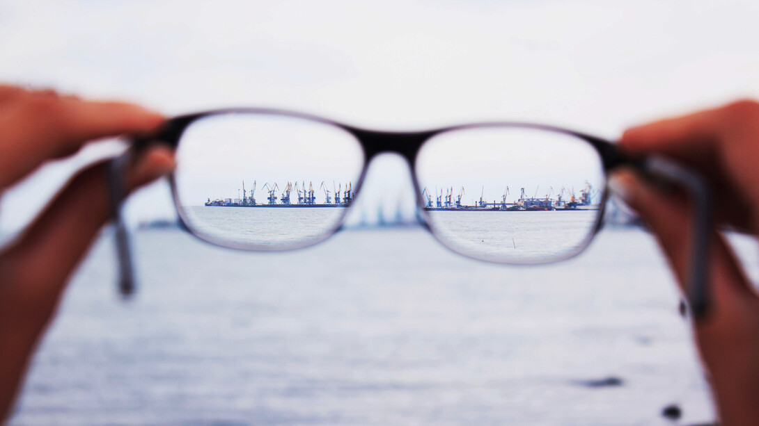 En estos momentos el juego es saber seducir, mostrando un rostro menos radical