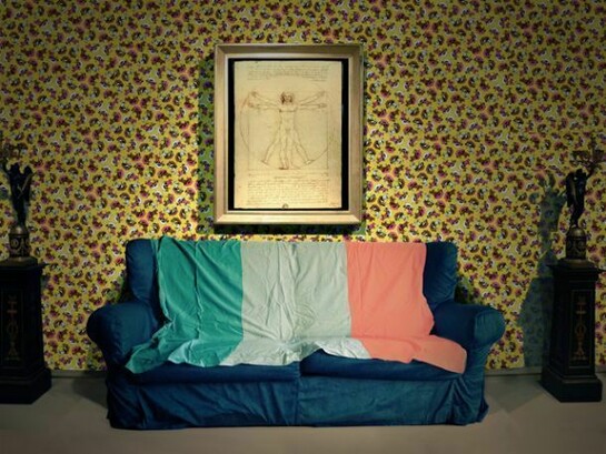 Il divano italiano,  C-print, 73 x 110 cm, 2012