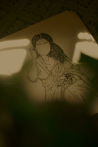 A busca pela perfeição muitas vezes limita a capacidade de experimentar e criar livremente, enquanto a autenticidade e a sensibilidade genuína podem gerar grandes feitos