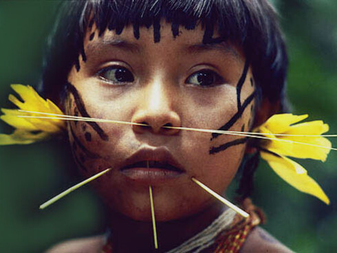 Yanomami, povo indígena da Floresta Amazônica, Brasil