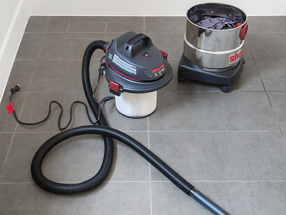 Keith J. Varadi, Pawned Plot, 2015, Shop Vac, 30 micro fiber cloths, 2.5 litres of WD-40, variable dimensions