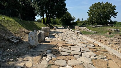 Le antiche strade della città di Aquileia testimoniano l’importanza di questo centro romano come crocevia commerciale tra l’Adriatico e l’Europa centrale. Aquileia, Italia
