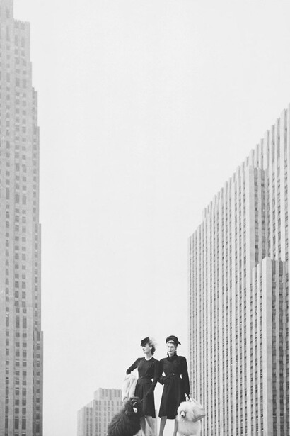 Hermann Landshoff - "On the roof terrace of Saks, Fifth Avenue, New York", 1942-1946