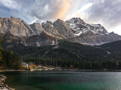 Existimos simultáneamente en dos mundos