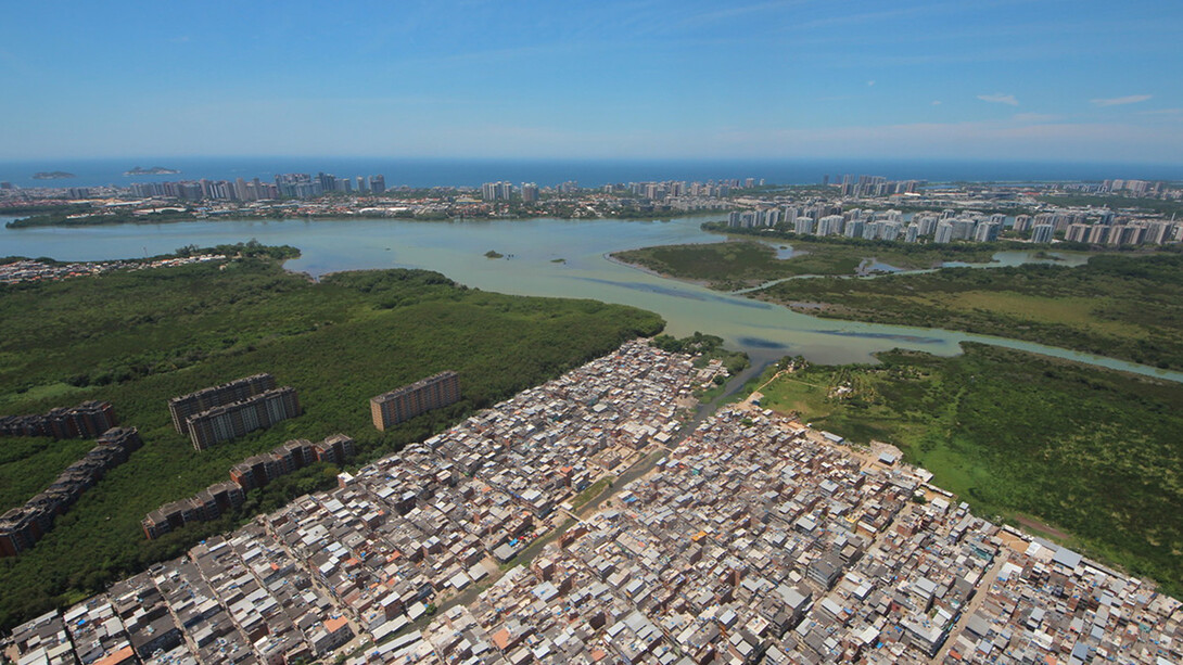 Uma cidade econômico-ambiental inviável © Mario Moscatelli