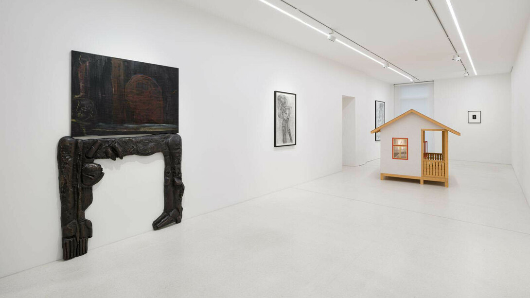 Various artists, It's no crime to tickle time, exhibition view. Courtesy of Galeria Plan B