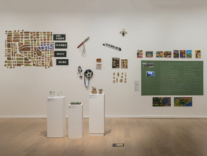 Various artists, Endless learning, exhibition view. Courtesy of Museo de Arte Moderno de Buenos Aires