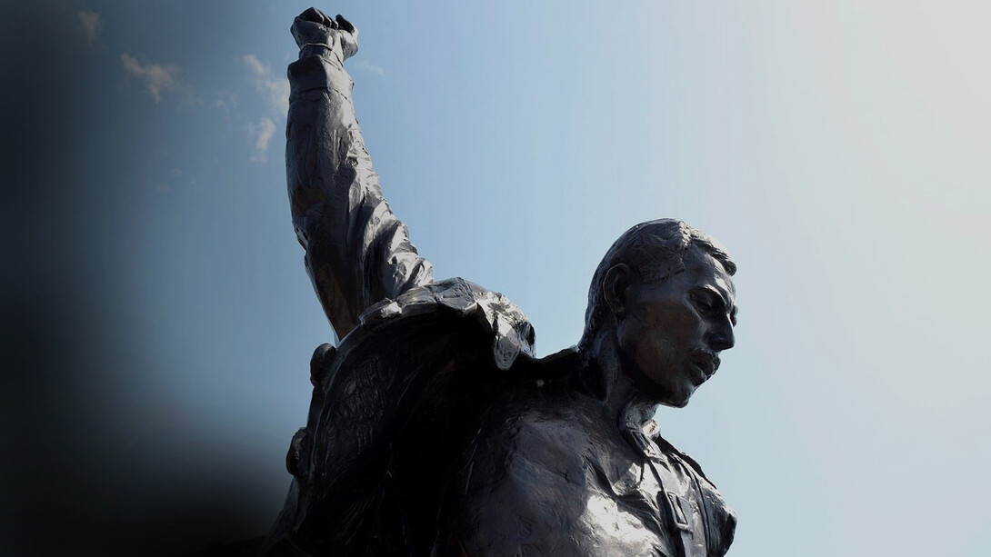 Statua di Freddie Mercury, al secolo Farrokh Pluto Bulsara. Montreux, Svizzera