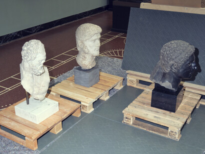 12 sculpted portraits and statue fragments. Courtesy of Glyptotek. Photo by Anders Sune Berg