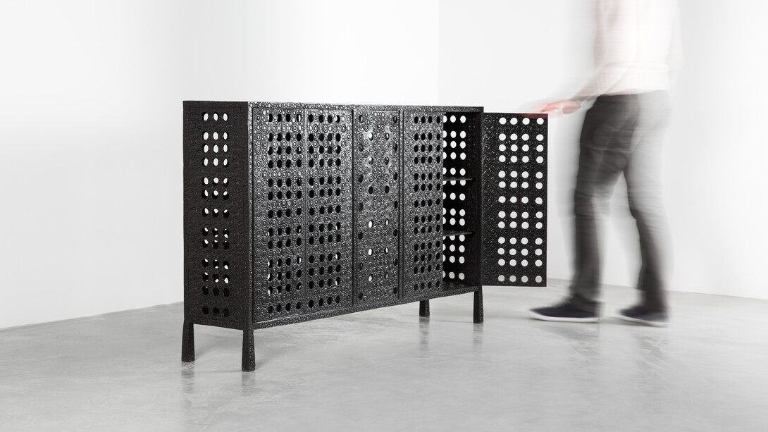 Ingrid Donat, Buffet Cisco
2015
Bronze
H87 L141 W28.5 CM / H34.2 L55.5 W11.2 IN
Limited edition of 8 + 4 AP