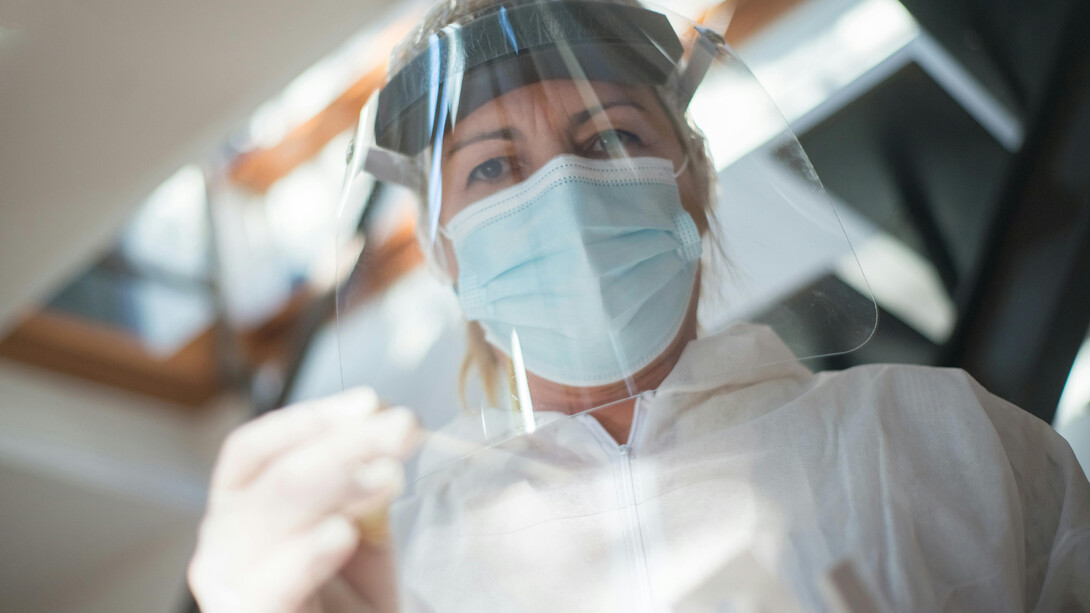 La integración de innovación y colaboración crea un modelo de respuesta rápida que no solo aborda crisis inmediatas, sino que también refuerza la salud pública a largo plazo