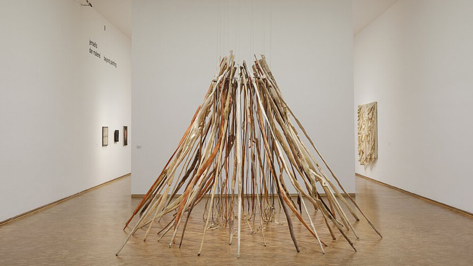 Kunst ins Leben! Exhibition view. Courtesy of Museum Ludwig