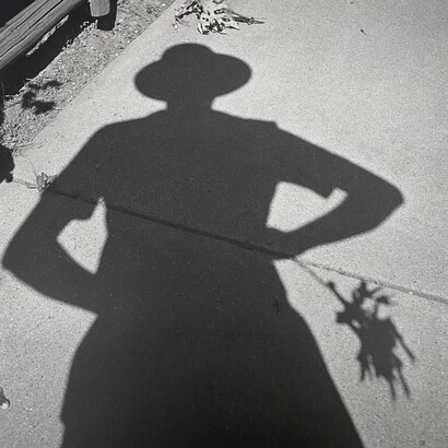 Vivian Maier, Untitled, self-portrait, 1956. Avec l'aimable autorisation des Douches la Galerie