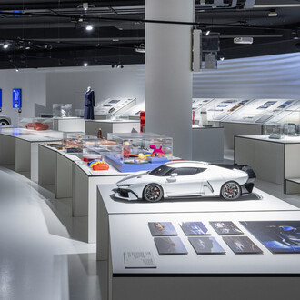 Ferrari design. Creative journeys 2010–2025, vista de exhibición. Cortesía del Museo Nazionale dell'Automobile