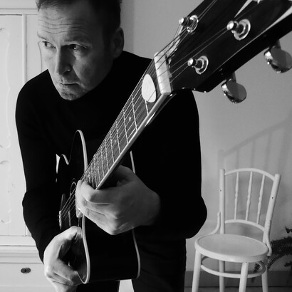 Tenedle Big Guitar