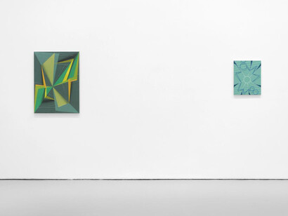 Tomma Abts, exhibition view. Courtesy of David Zwirner Gallery