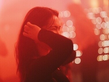 Gli amici che erano usciti con noi dalla discoteca sono andati nella direzione opposta alla nostra