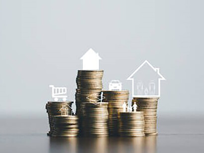 A stack of coins serves as a metaphor for a thriving economy, where strategic financial investments contribute to steady economic growth
